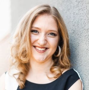 Meet your Posher, Olivia